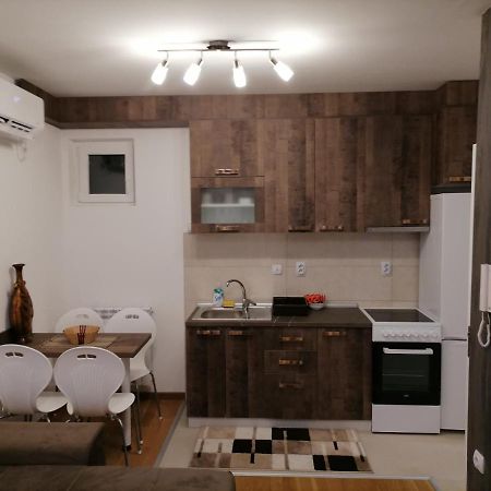 Apartman Ana Ниш Экстерьер фото